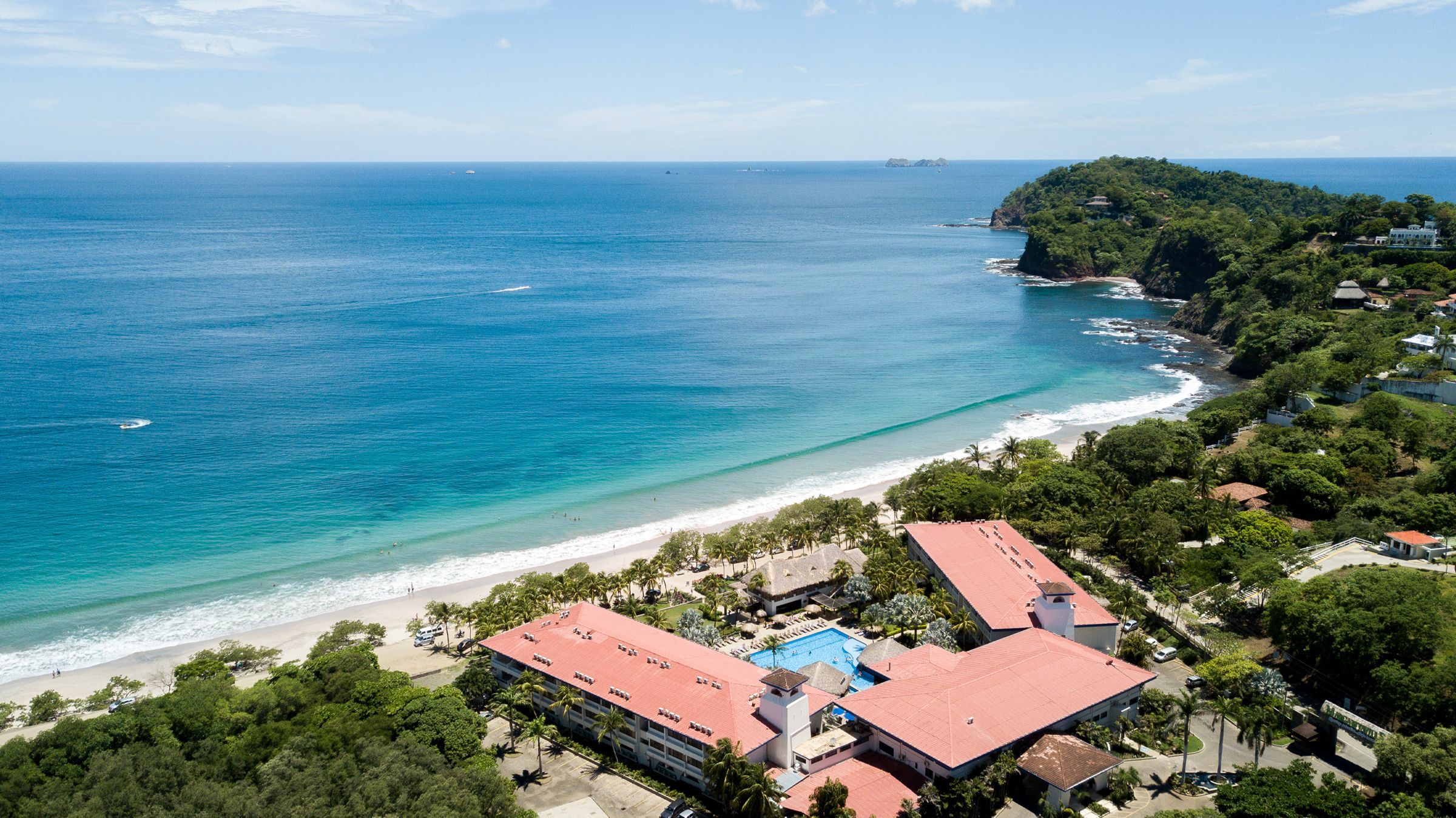 flamingo_white_sand_beach_coast_line_overview_47098e9ae3.jpg